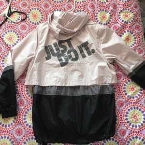 Nike windbreaker